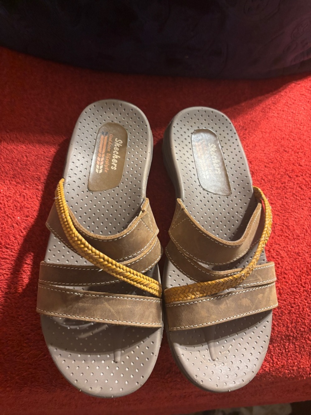 Skechers Women’s Outdoor Lifestyle Reggae Brown Slide Sandals size 6 . New